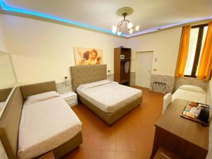 Hotel Ester